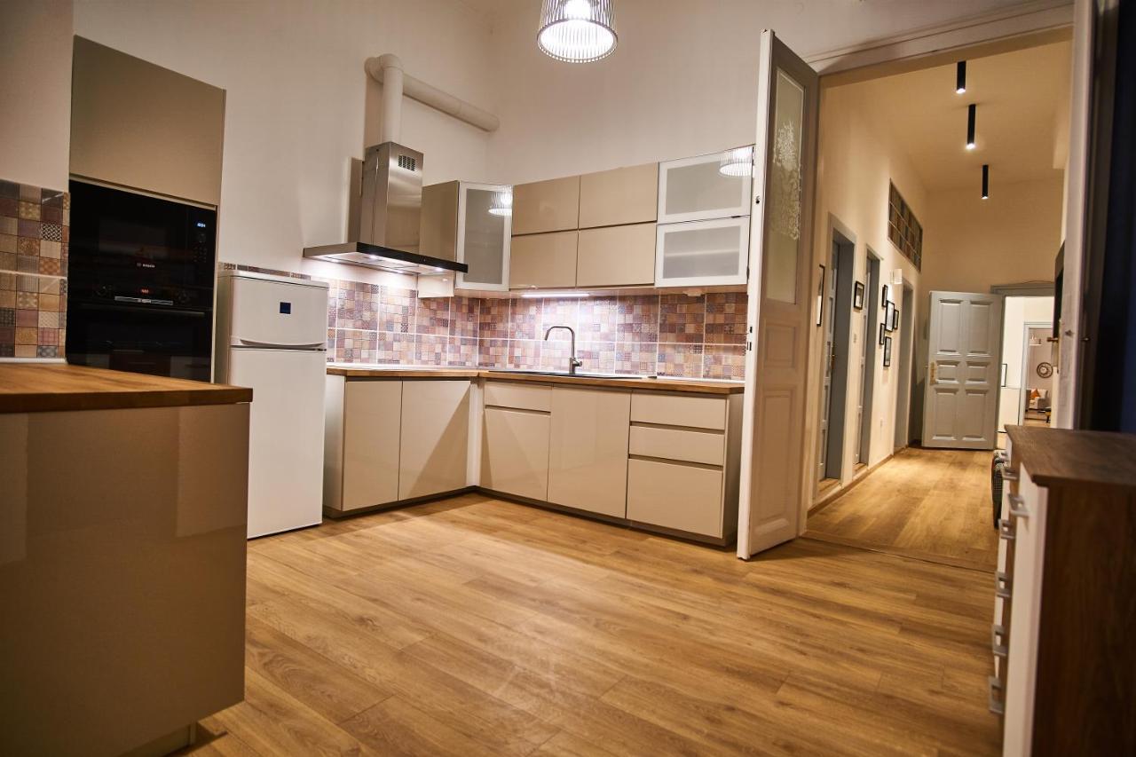 D20 Apartman | Budapest Ngoại thất bức ảnh